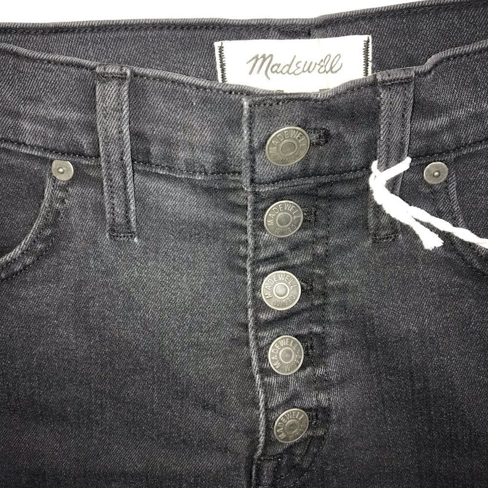 NEW Madewell High-Rise Denim Shorts in Black Frost: Button-Front Edition Size 26 - Picture 5 of 12